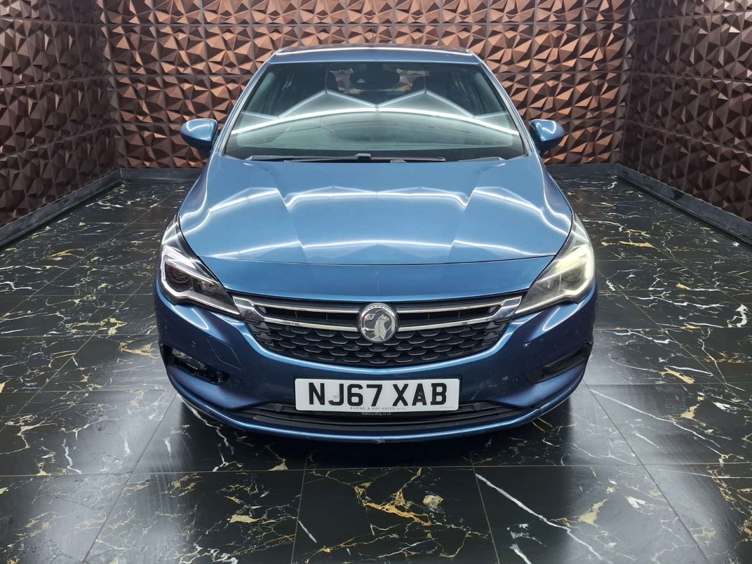 Used Vauxhall Astra 2017 for sale - 77151335: Photo 4