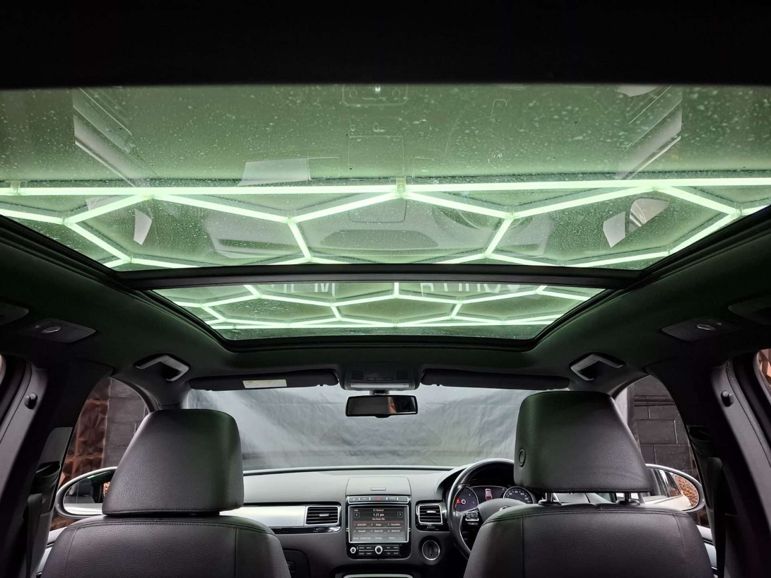 Used Volkswagen Touareg 2015 for sale - 77151125: Photo 13