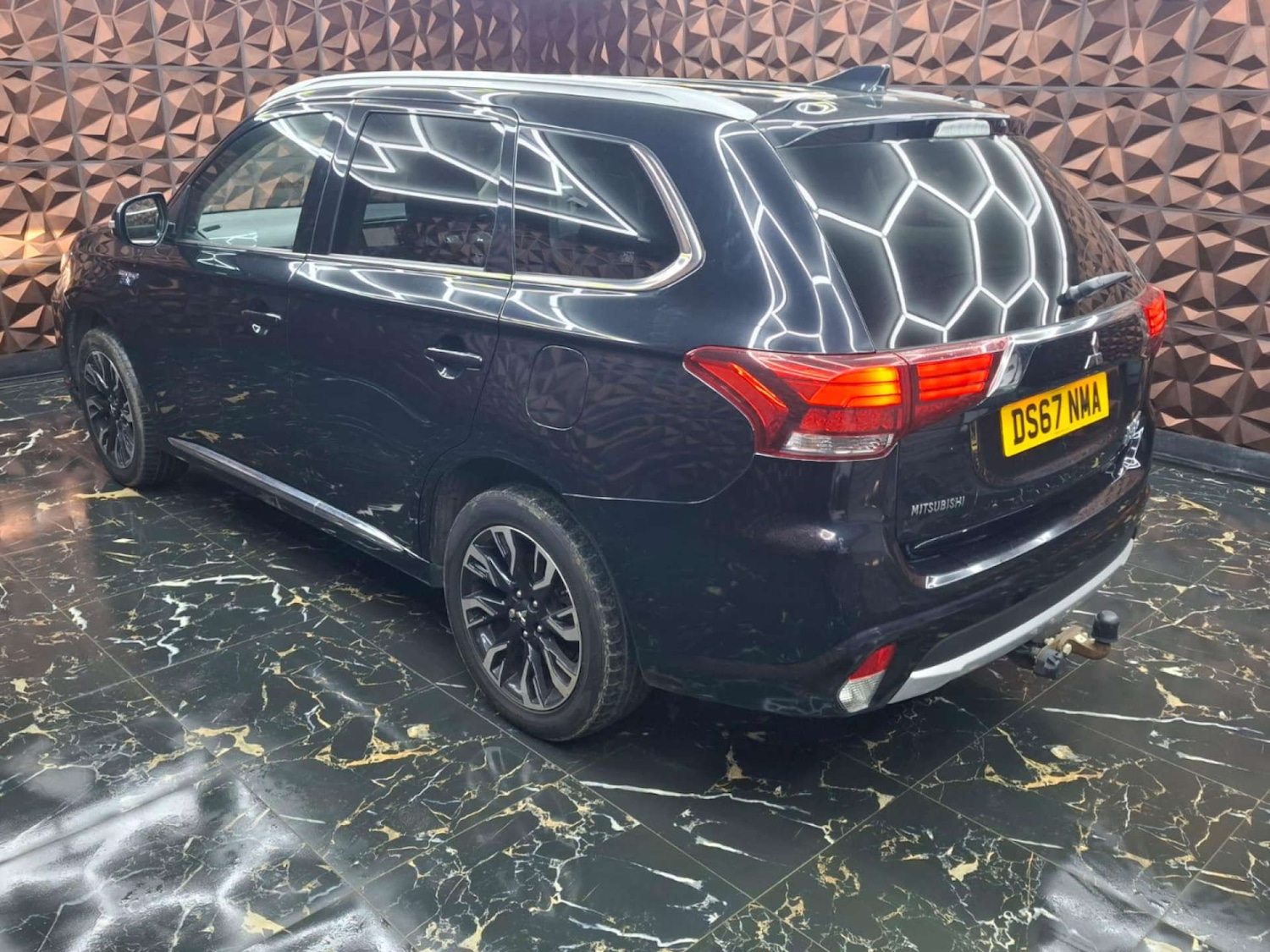 Used Mitsubishi Outlander 2017 for sale - 77151267: Photo 45