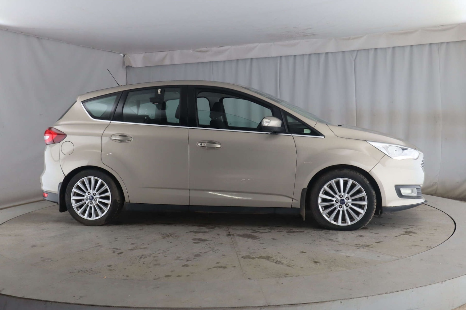 Used Ford C-Max 2015 for sale - 77575828: Photo 2