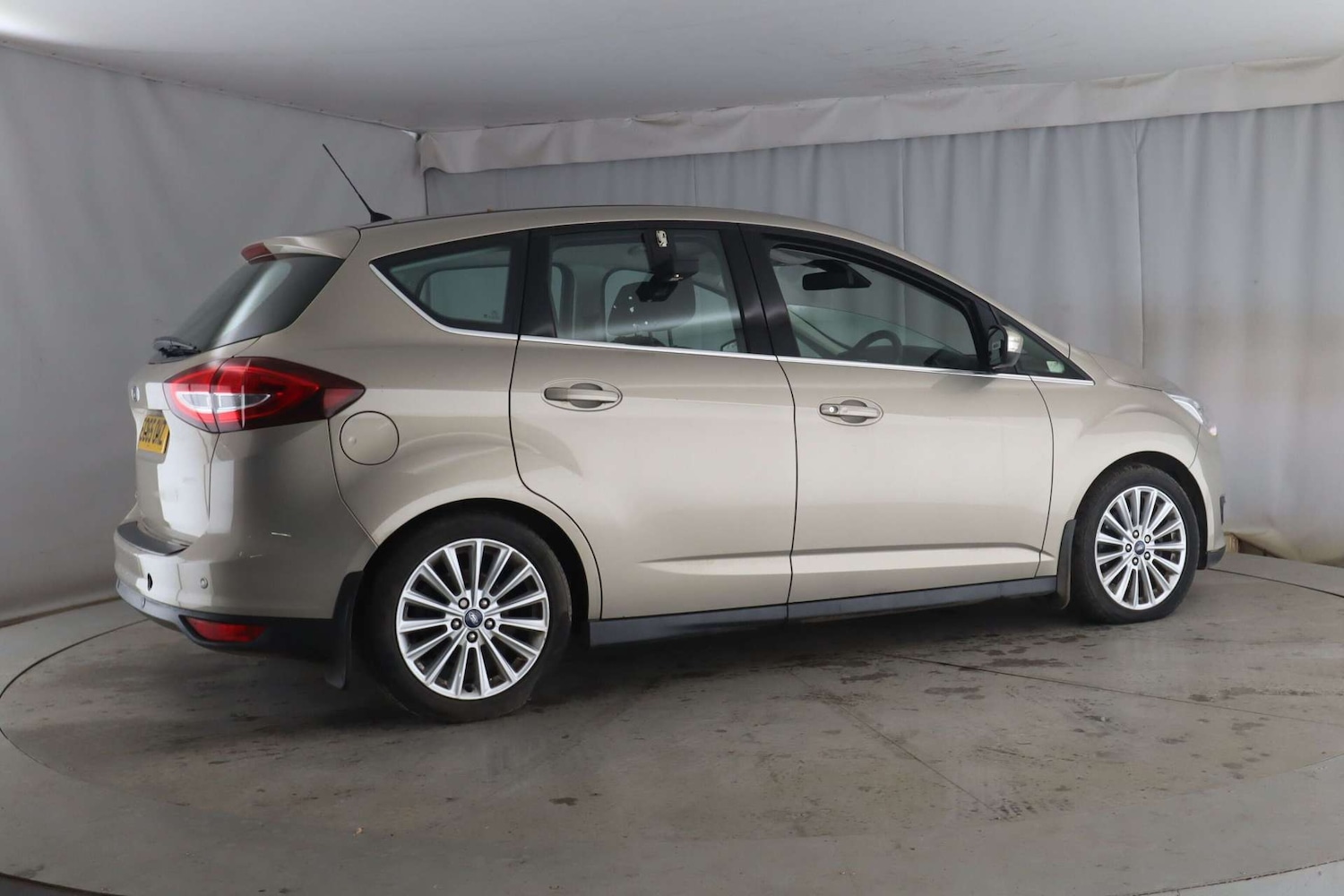 Used Ford C-Max 2015 for sale - 77575828: Photo 8