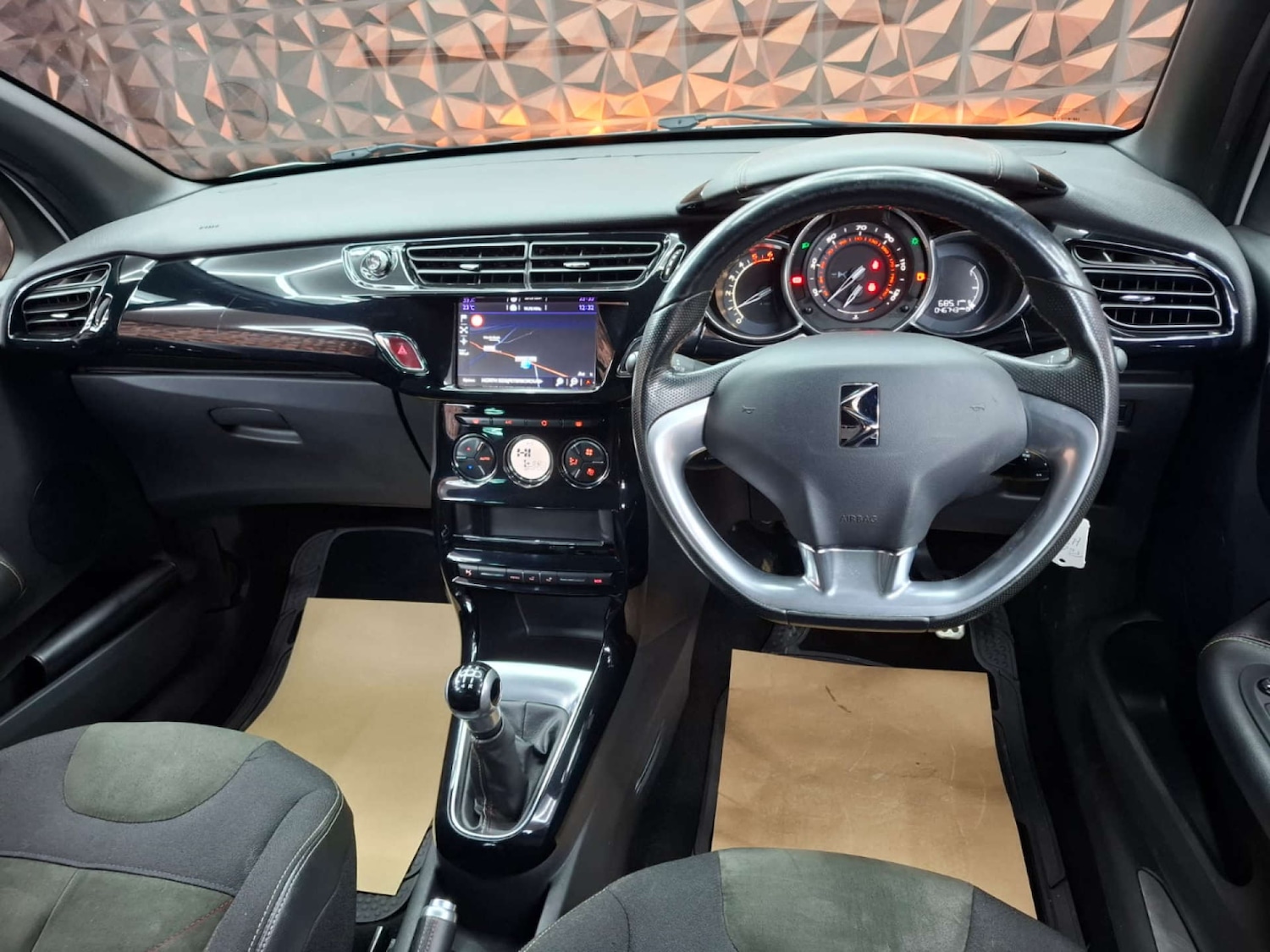 Used DS Automobiles DS 3 2017 for sale - 76921487: Photo 26