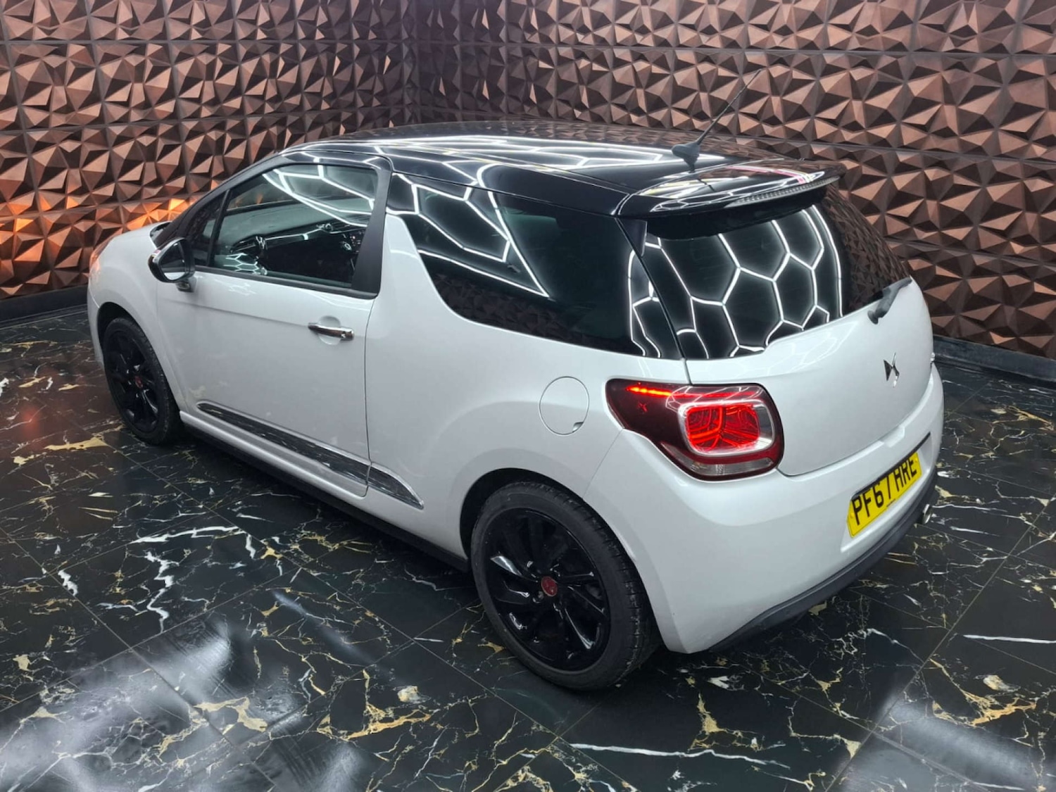 Used DS Automobiles DS 3 2017 for sale - 76921487: Photo 42