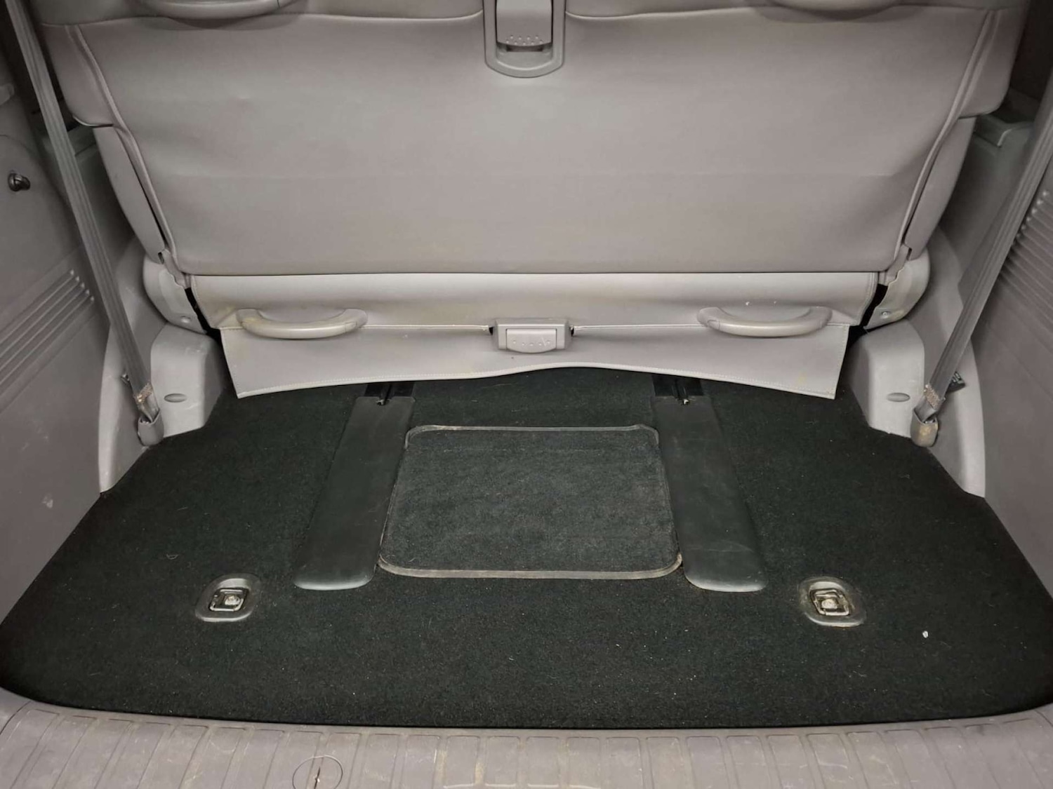 Used Ssangyong Turismo 2016 for sale - 76921498: Photo 14