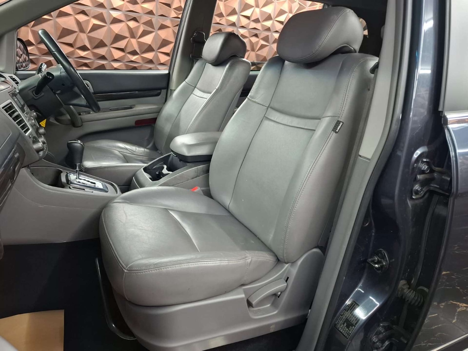 Used Ssangyong Turismo 2016 for sale - 76921498: Photo 24