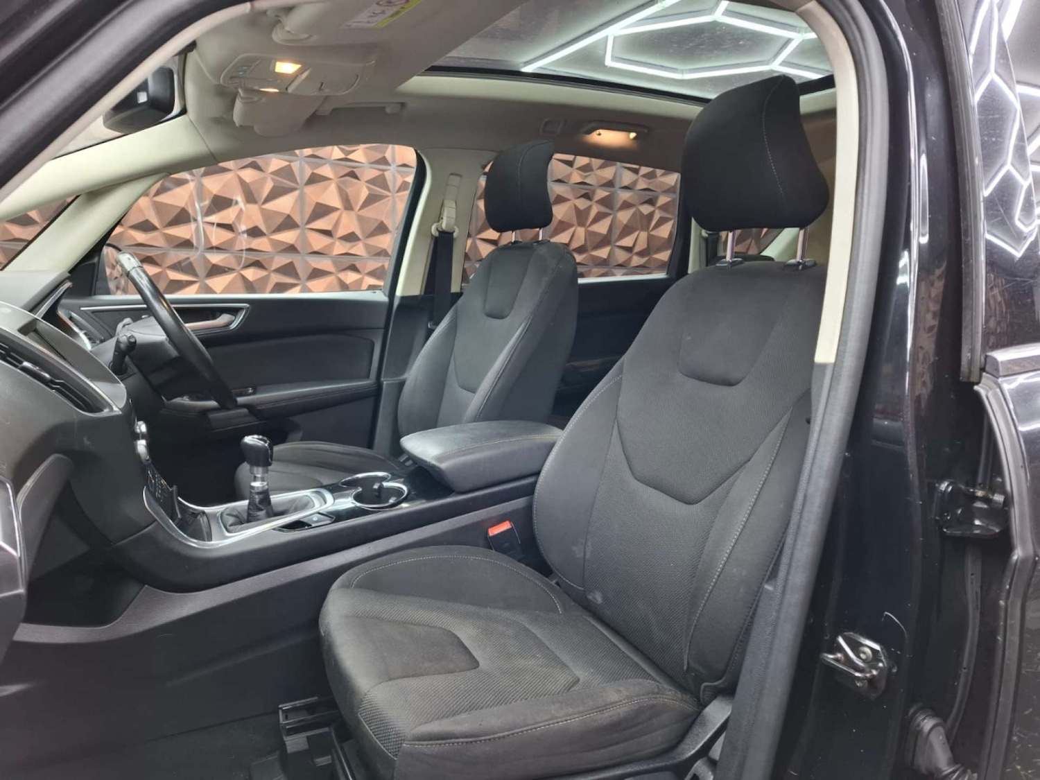 Used Ford S-Max 2015 for sale - 77151281: Photo 19