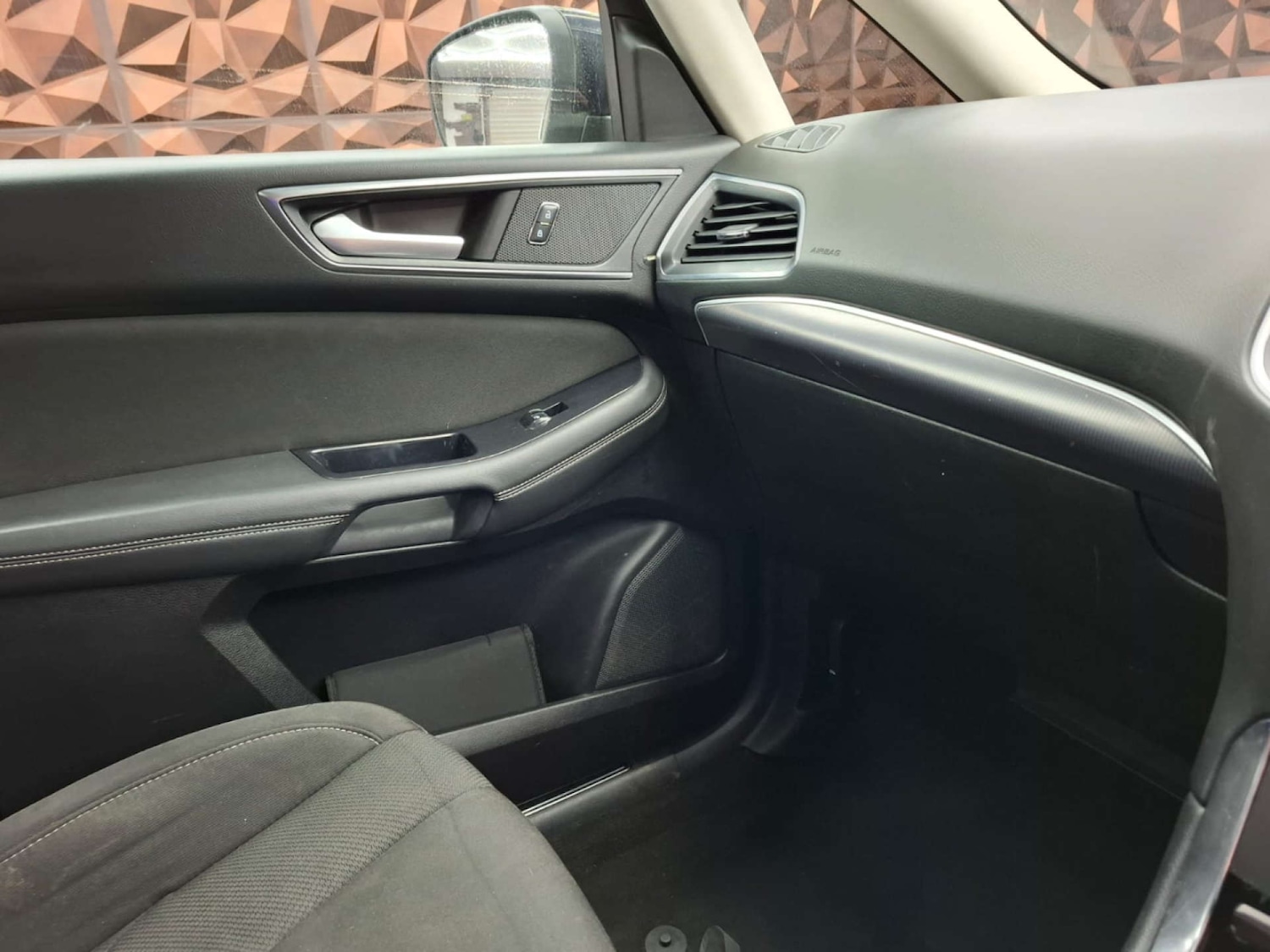 Used Ford S-Max 2015 for sale - 77151281: Photo 25