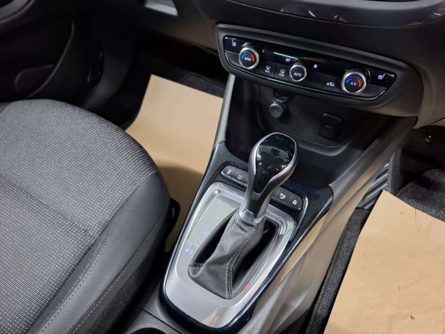 Used Vauxhall Crossland 2021 for sale - 78139634: Photo 18