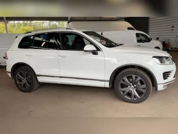 Used Volkswagen Touareg 2016 for sale - 79788517: Photo