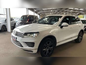 Used Volkswagen Touareg 2016 for sale - 79788517: Photo
