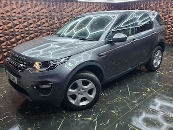 Used Land Rover Discovery Sport 2018 for sale - 77591968: Photo