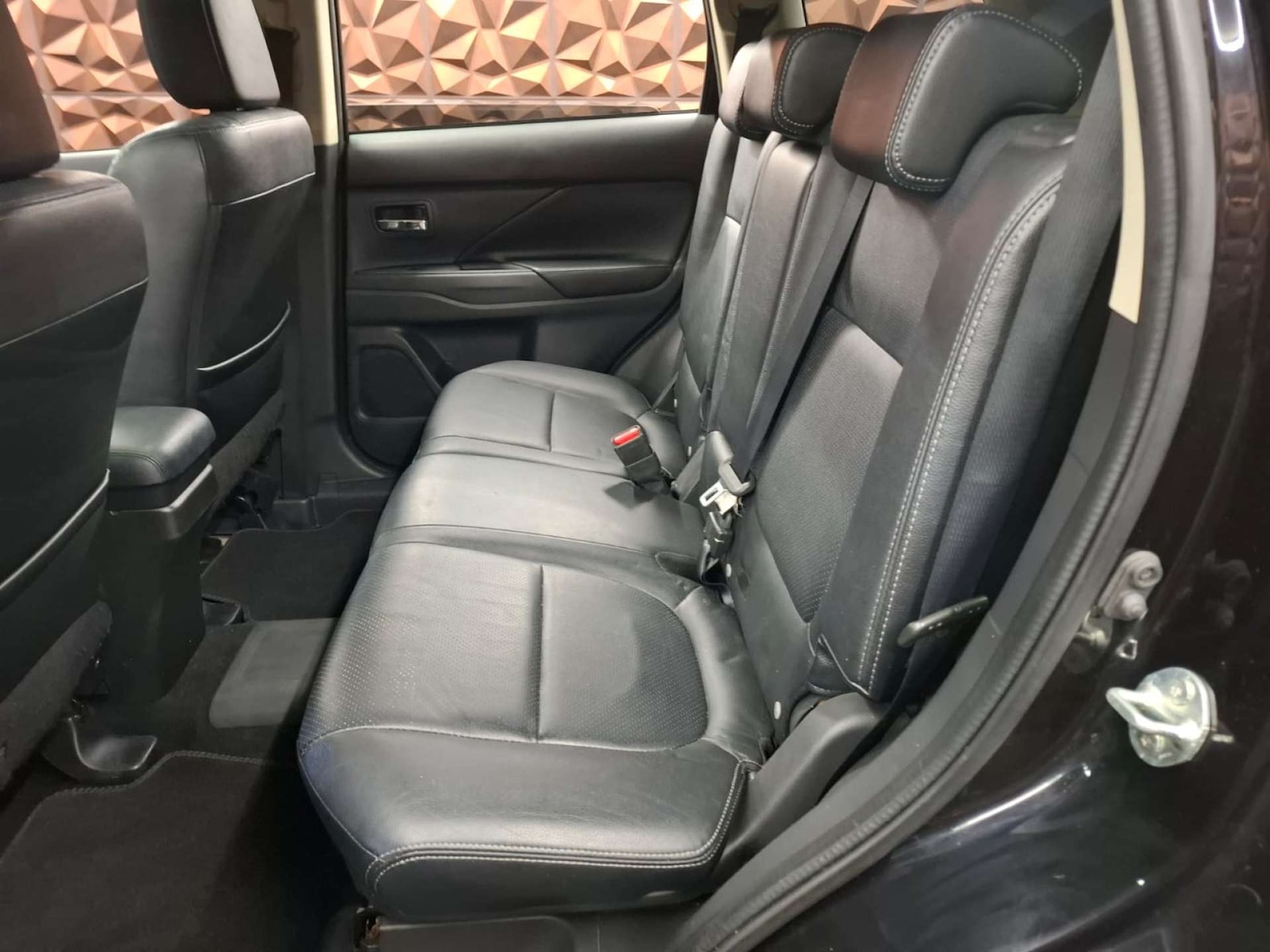 Used Mitsubishi Outlander 2015 for sale - 76921411: Photo 18