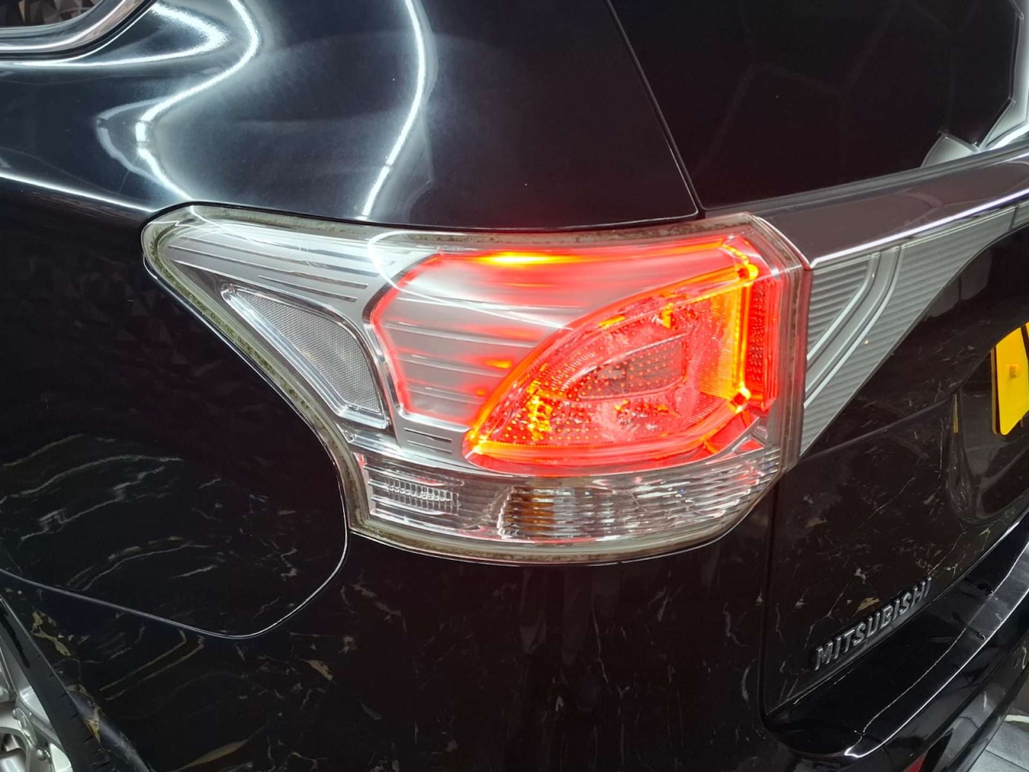 Used Mitsubishi Outlander 2015 for sale - 76921411: Photo 35