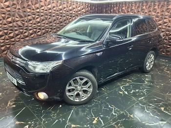 Used Mitsubishi Outlander 2015 for sale - 76921411: Photo