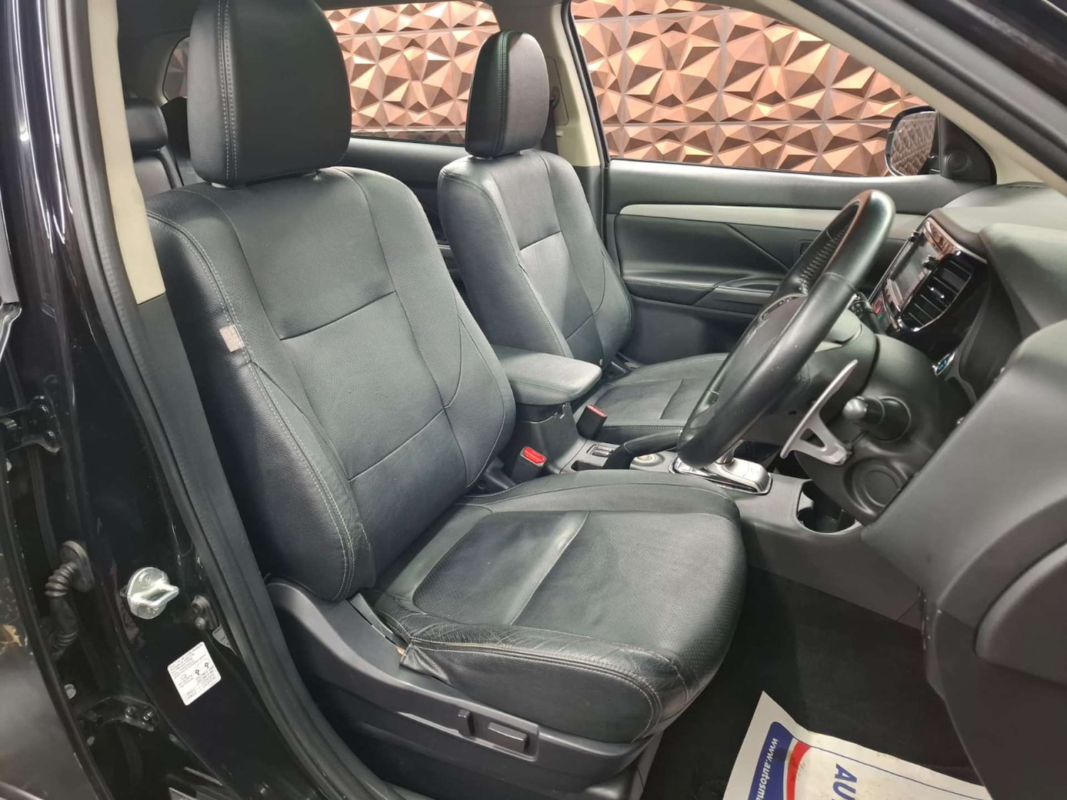 Used Mitsubishi Outlander 2015 for sale - 76921411: Photo 7