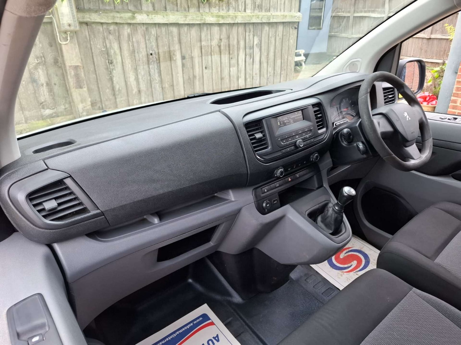 Used Peugeot Expert 2017 for sale - 76921429: Photo 10