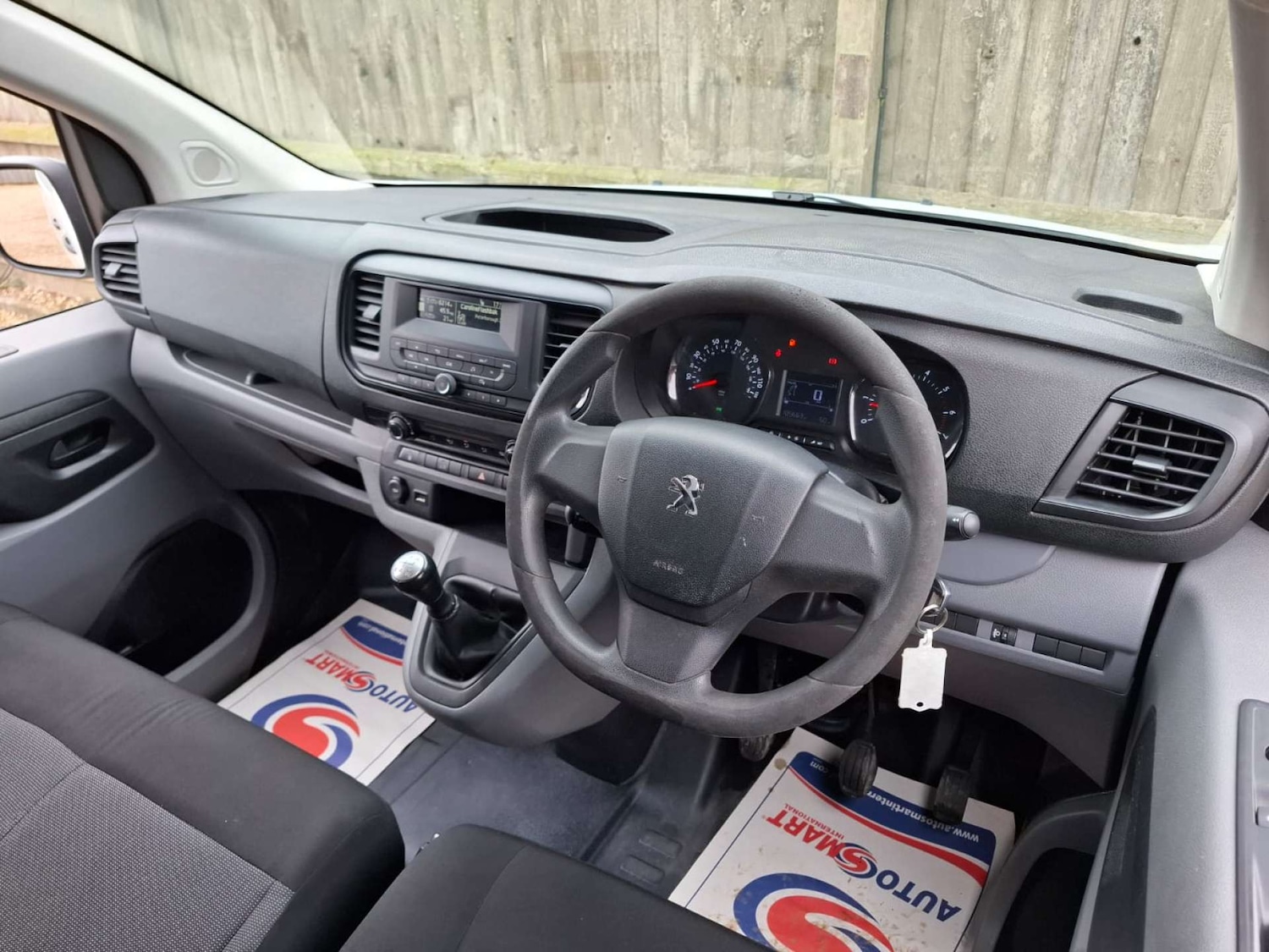 Used Peugeot Expert 2017 for sale - 76921429: Photo 12