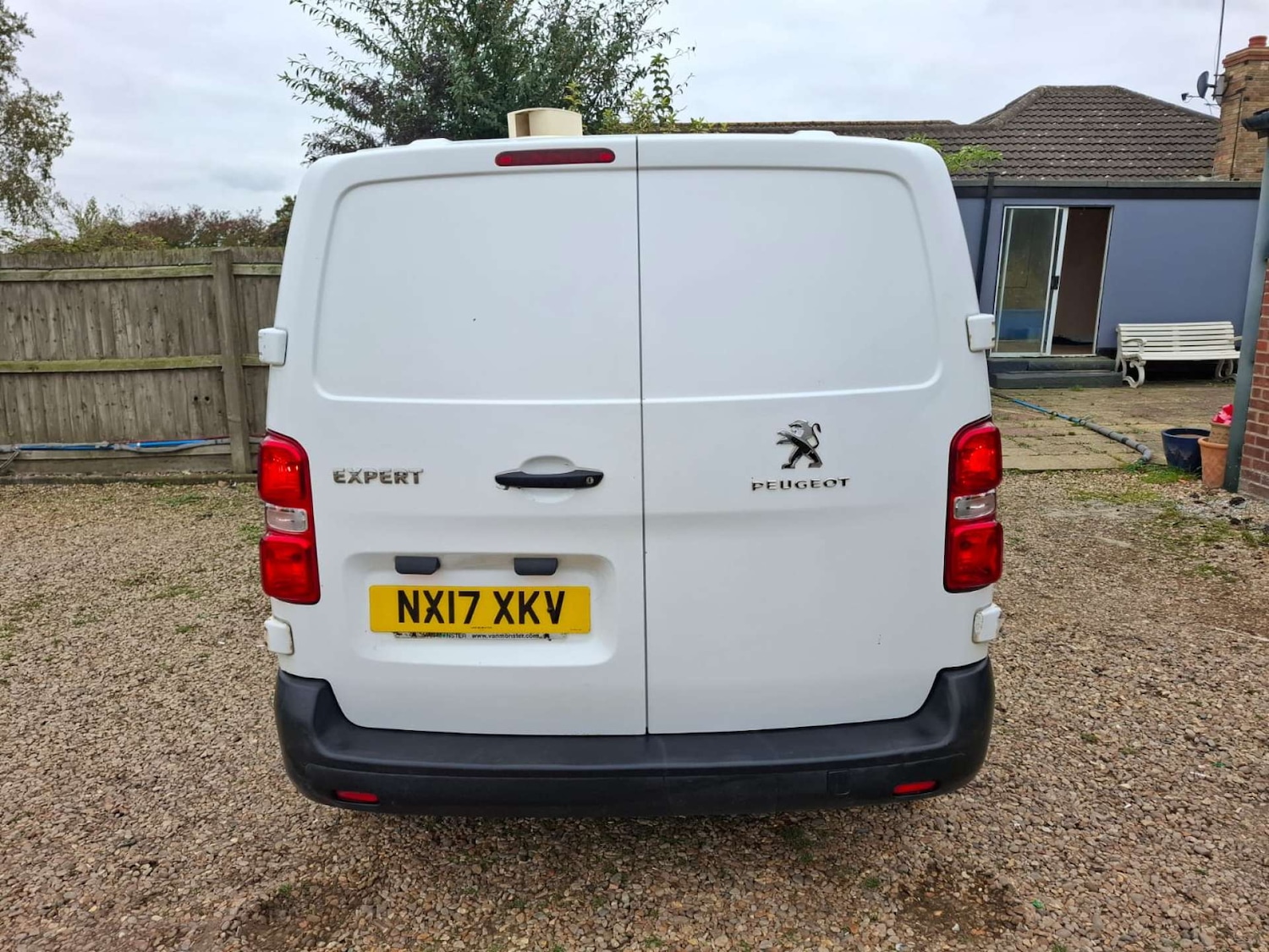 Used Peugeot Expert 2017 for sale - 76921429: Photo 18