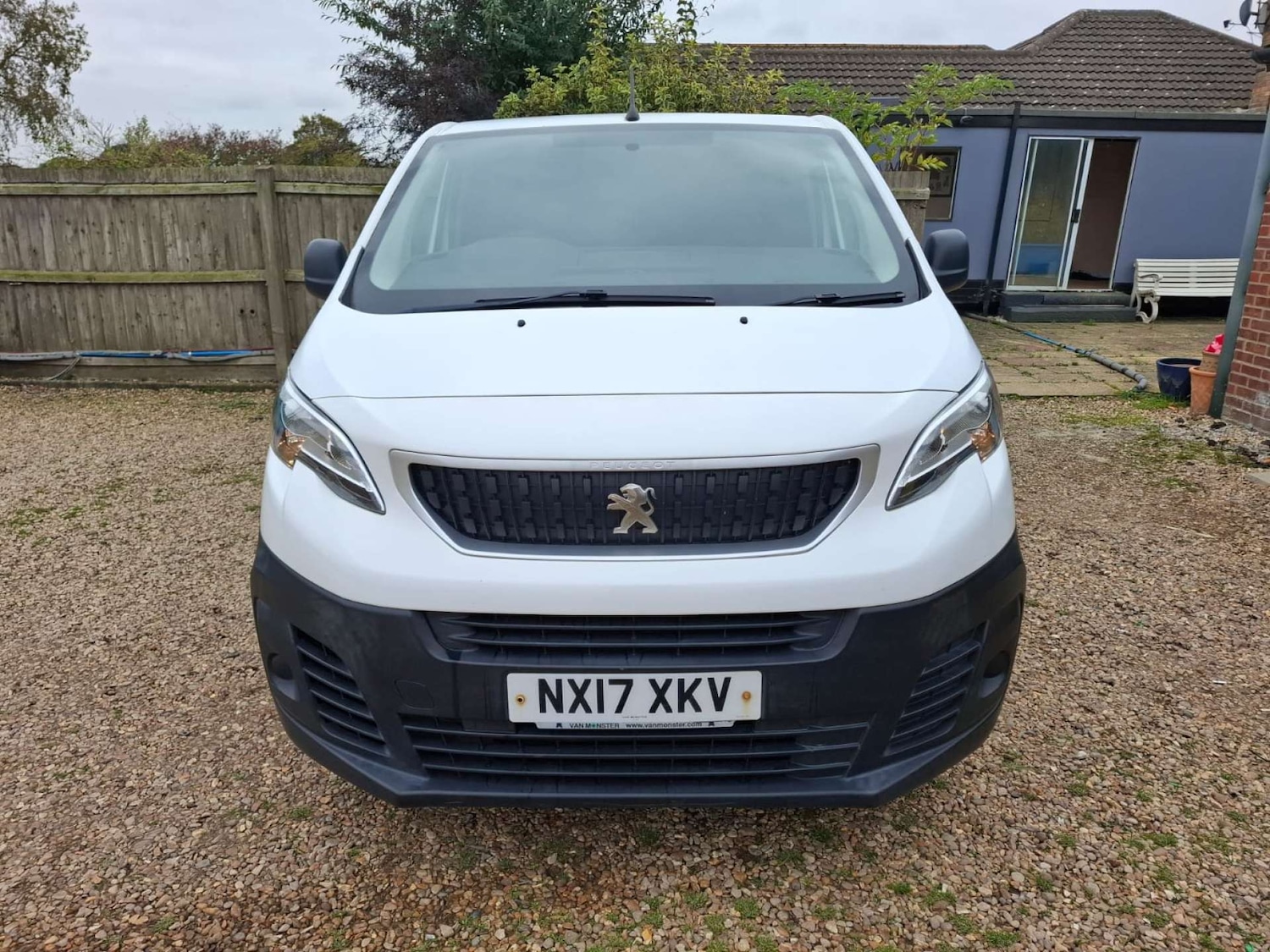 Used Peugeot Expert 2017 for sale - 76921429: Photo 2