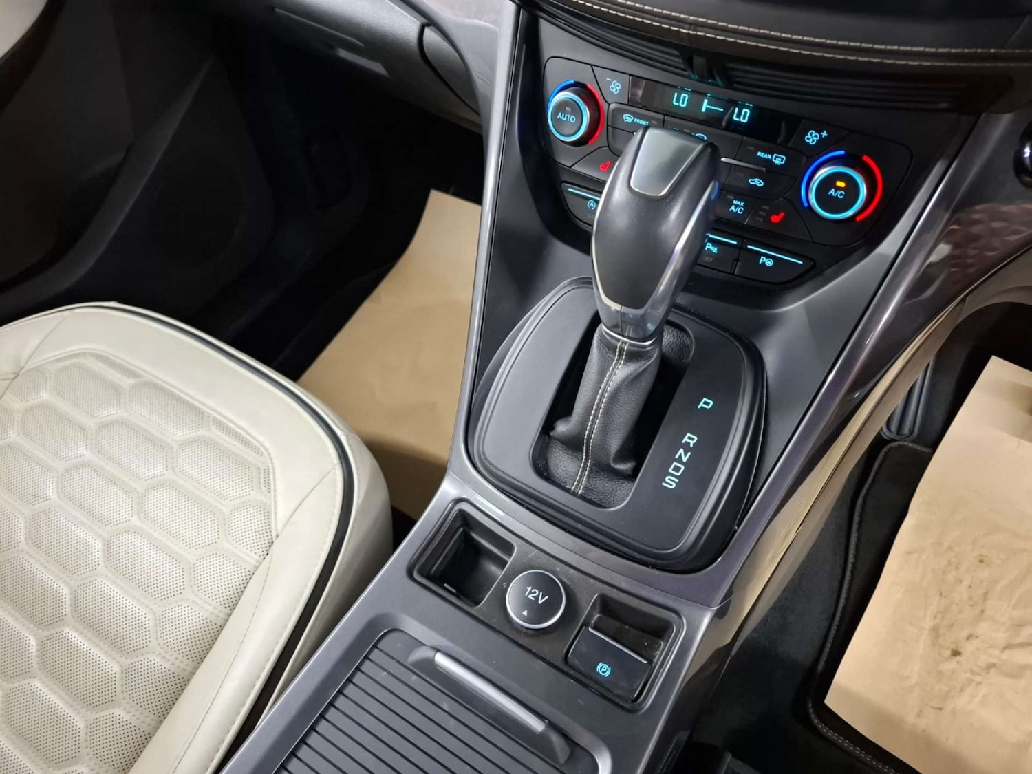 Used Ford Kuga 2018 for sale - 76921457: Photo 12