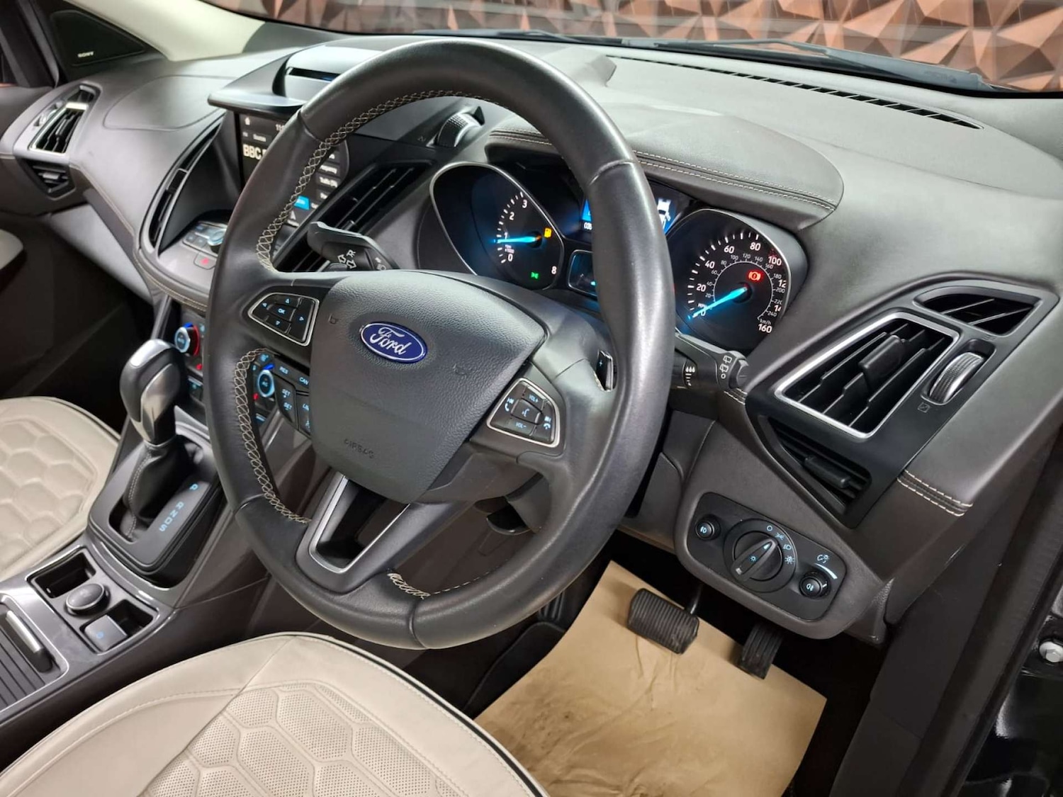 Used Ford Kuga 2018 for sale - 76921457: Photo 23