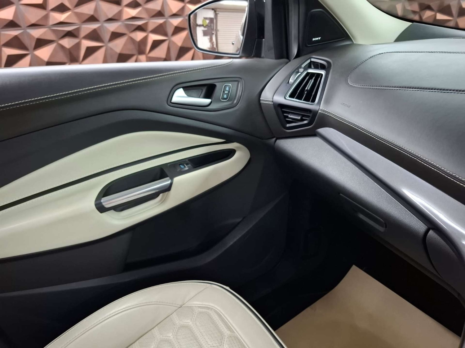 Used Ford Kuga 2018 for sale - 76921457: Photo 9