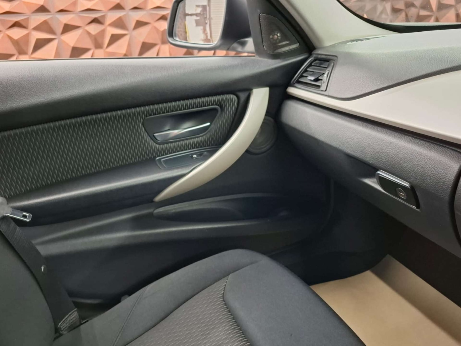 Used BMW 3 Series 2015 for sale - 77151245: Photo 15