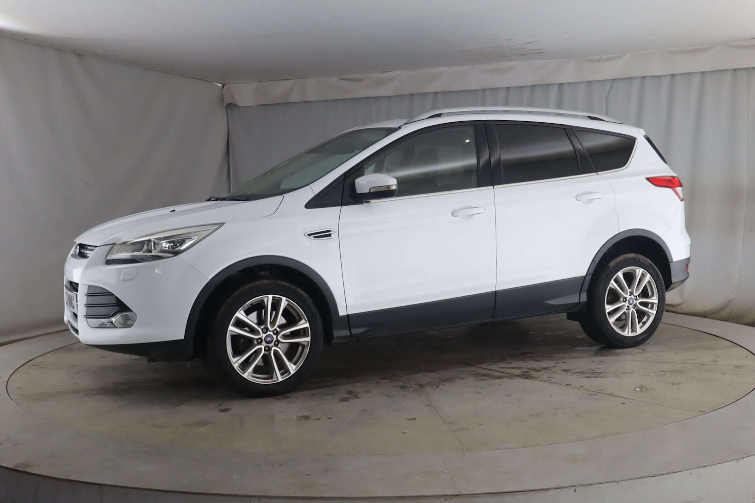 Used Ford Kuga 2016 for sale - 77575832: Photo 4