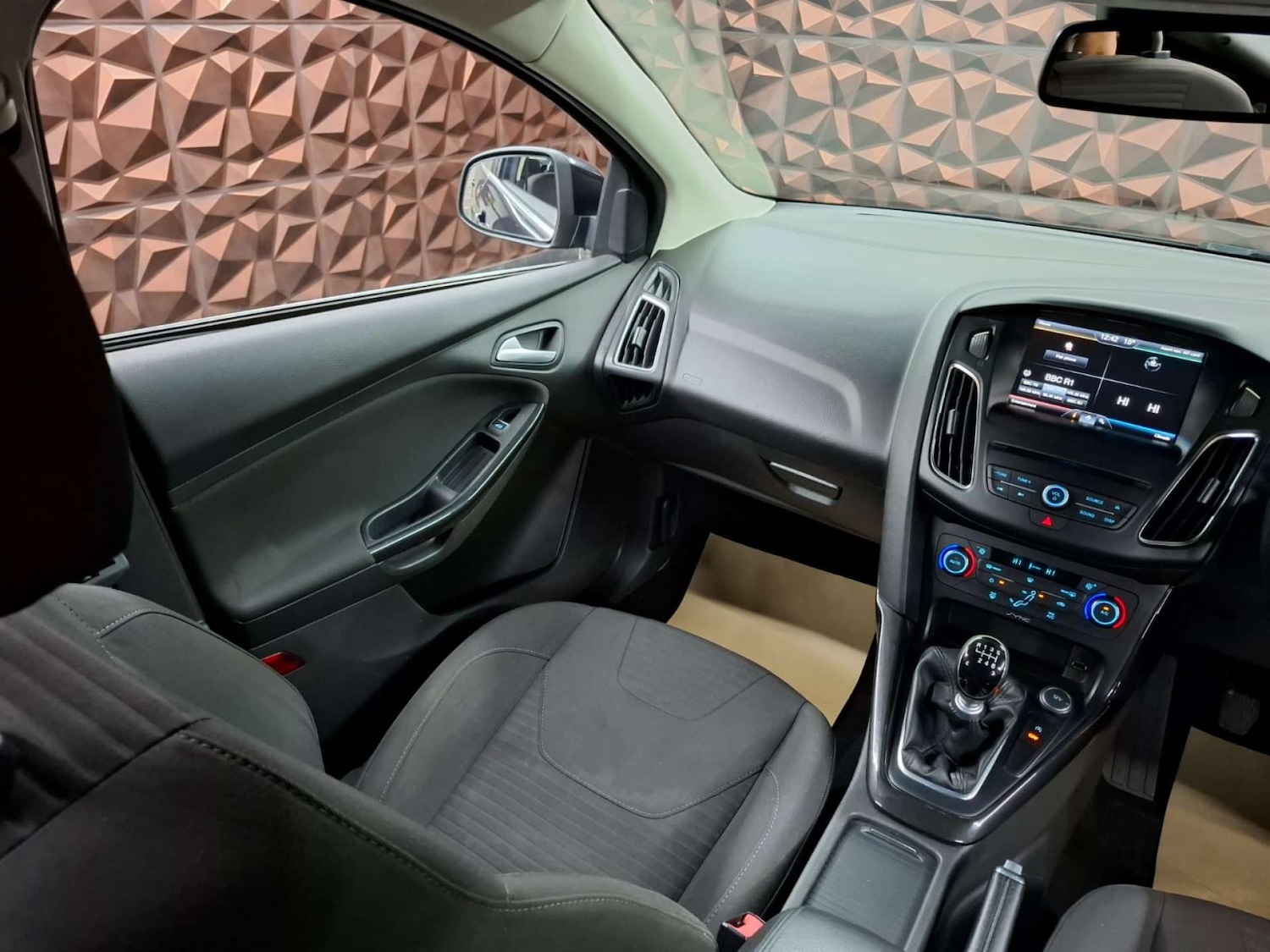 Used Ford Focus 2015 for sale - 77151161: Photo 10