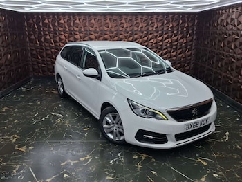 Used Peugeot 308 2018 for sale - 76948209: Photo