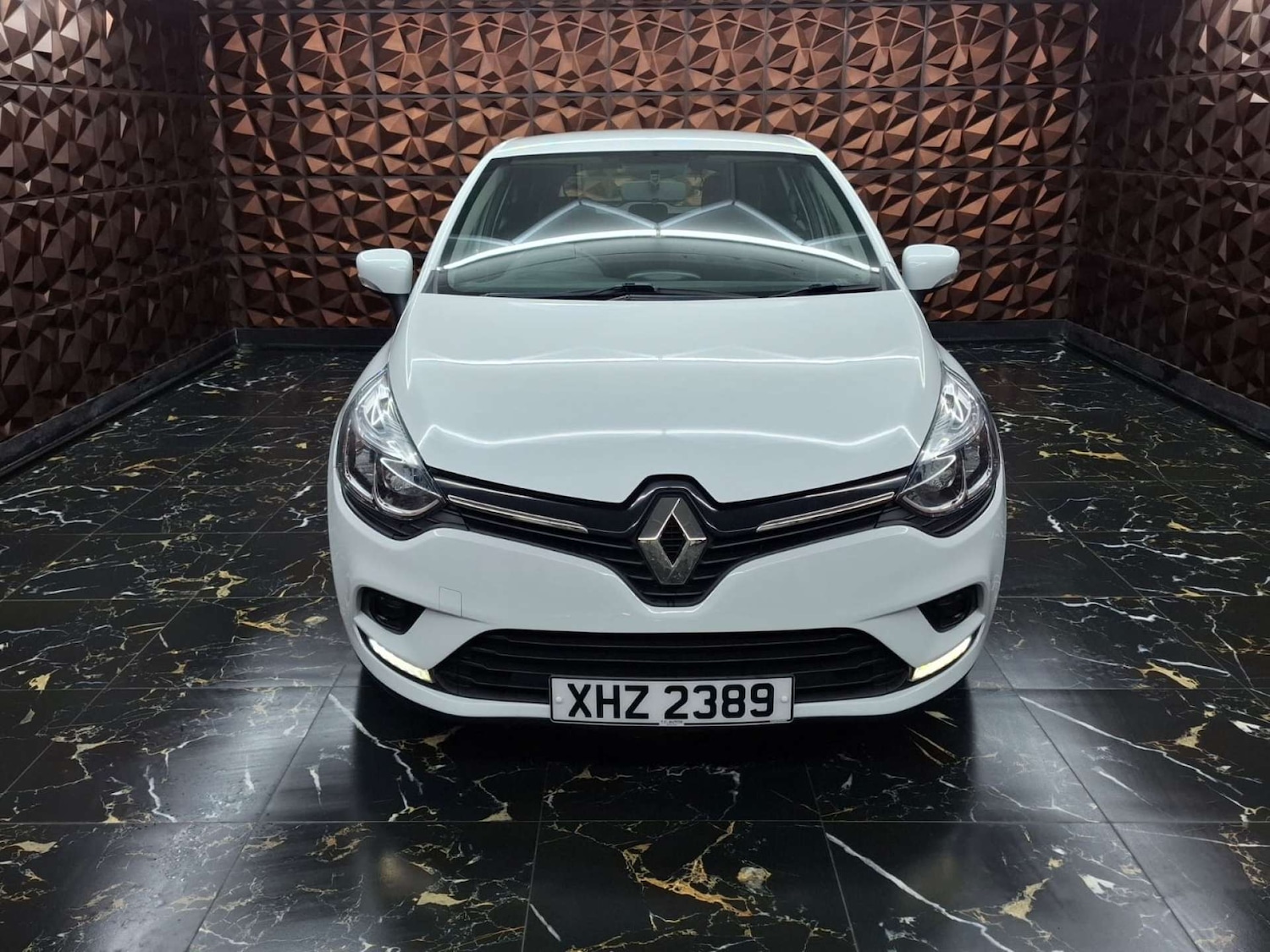 Used Renault Clio 2019 for sale - 76921492: Photo 10