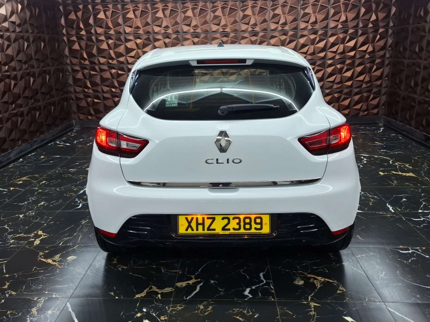 Used Renault Clio 2019 for sale - 76921492: Photo 15