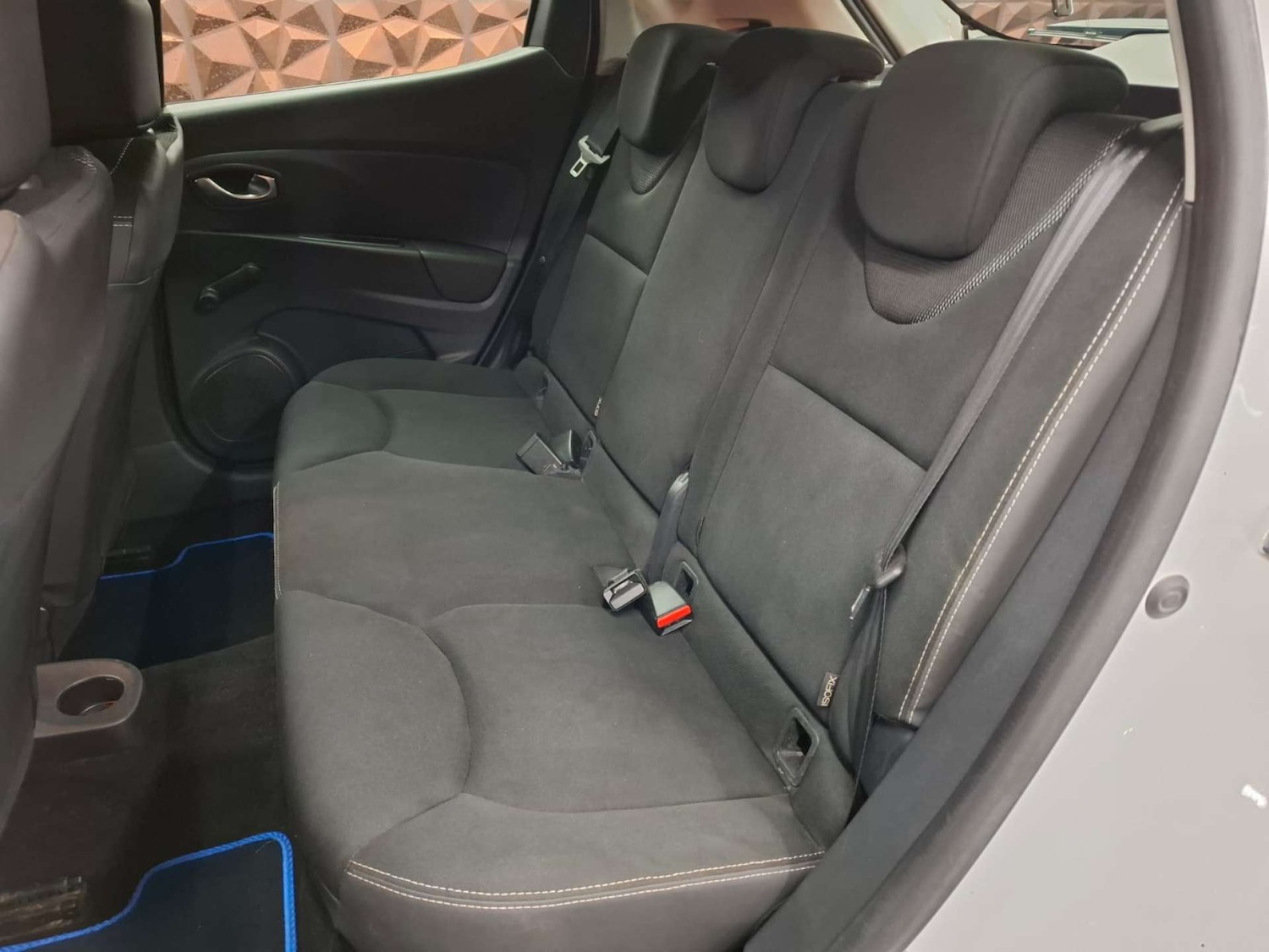 Used Renault Clio 2019 for sale - 76921492: Photo 20