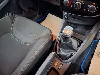 Used Renault Clio 2019 for sale - 76921492: Photo