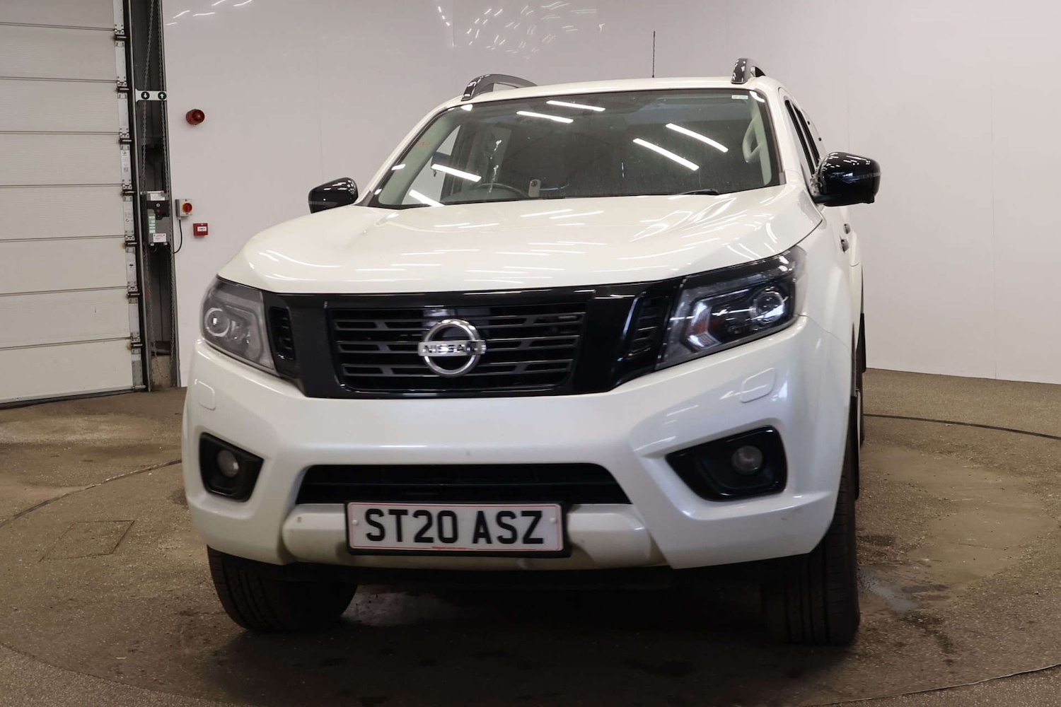 Used Nissan Navara 2020 for sale - 77837292: Photo 3