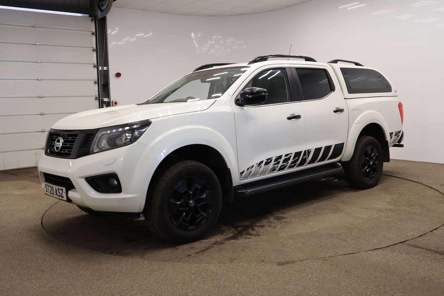 Used Nissan Navara 2020 for sale - 77837292: Photo 5