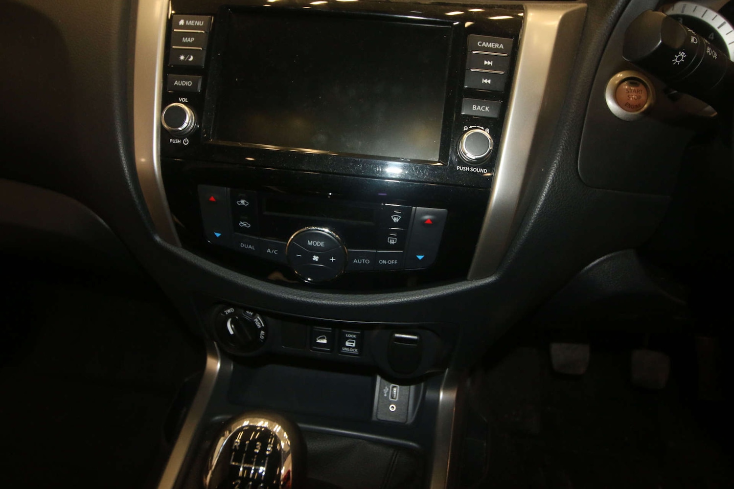 Used Nissan Navara 2020 for sale - 77837292: Photo 9