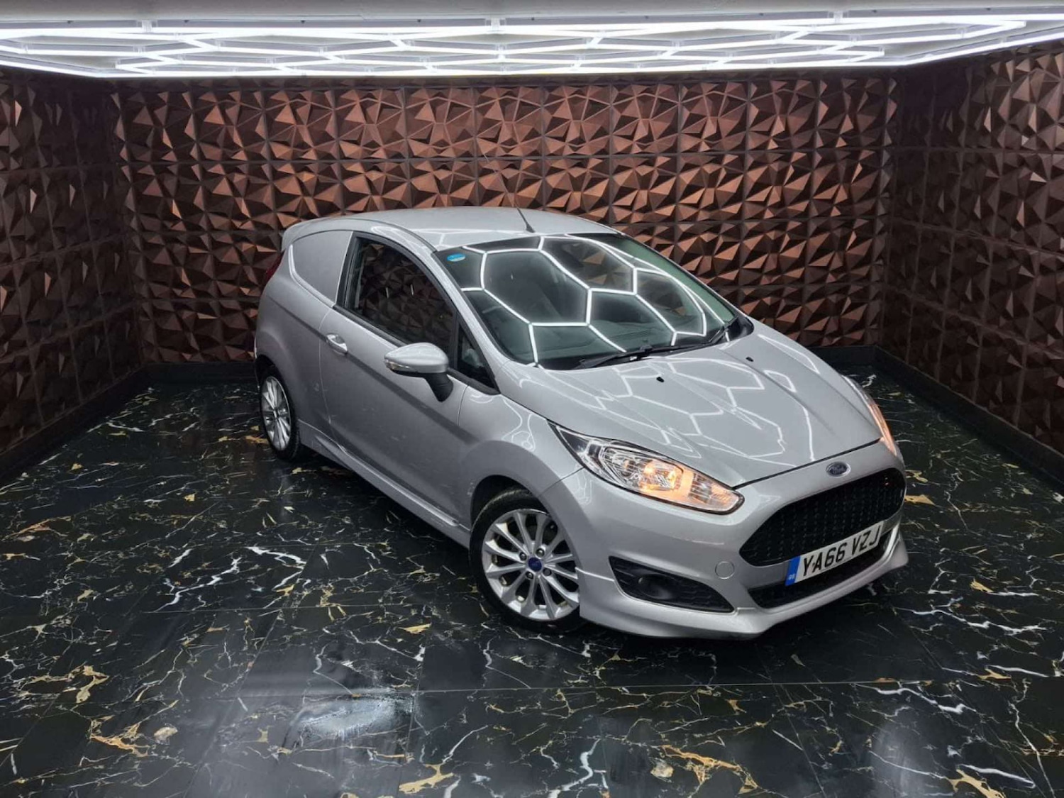 Used Ford Fiesta 2016 for sale - 77151322: Photo 5