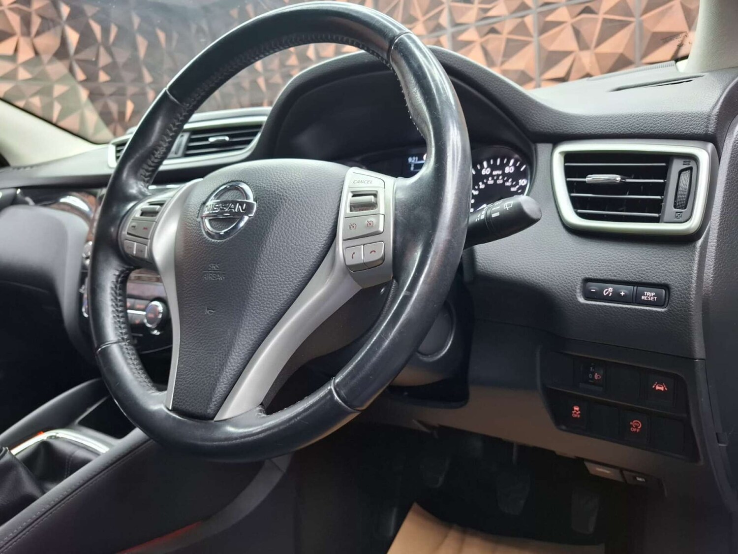 Used Nissan Qashqai 2016 for sale - 76921486: Photo 24