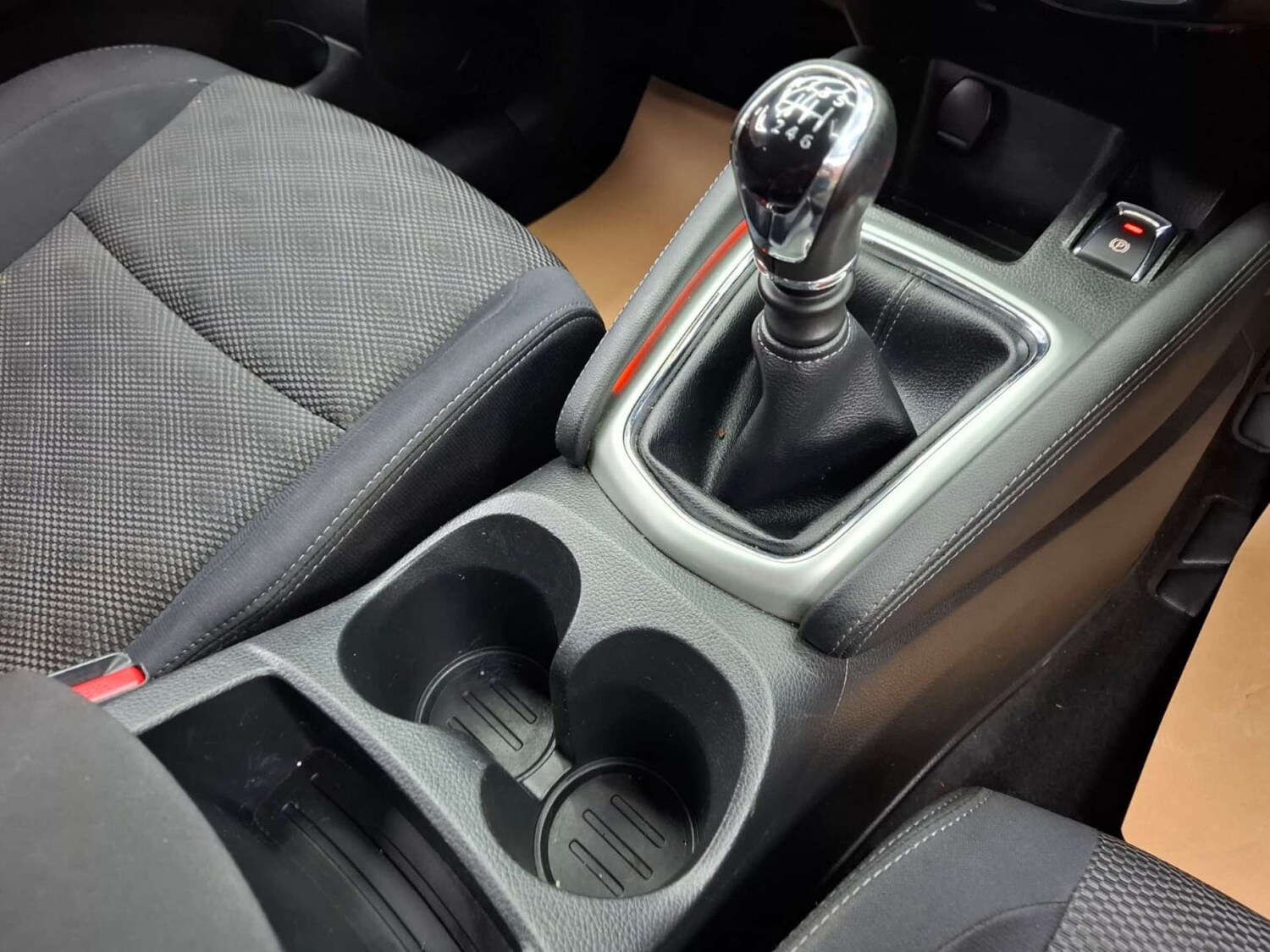 Used Nissan Qashqai 2016 for sale - 76921486: Photo 25