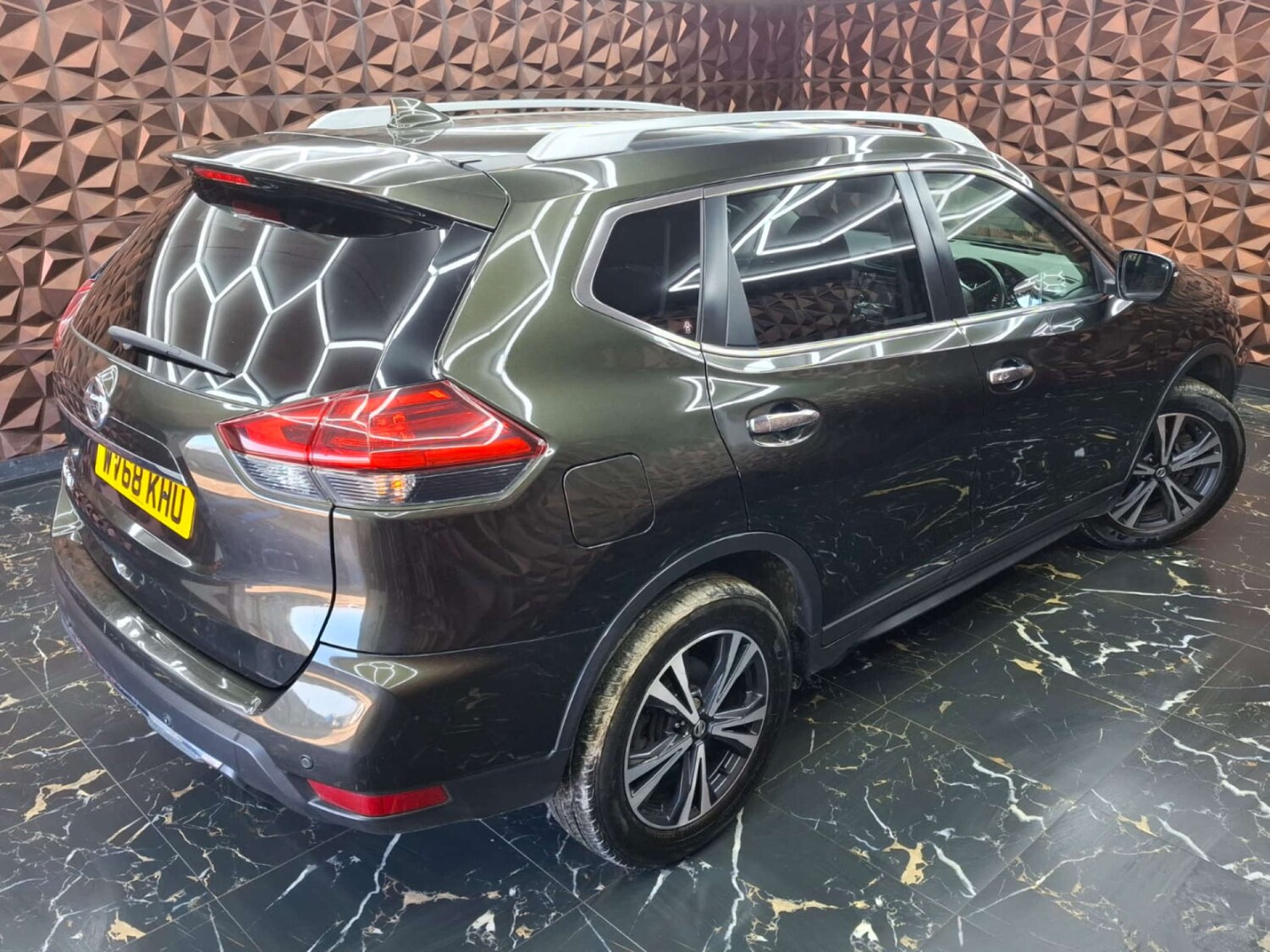 Used Nissan X-Trail 2018 for sale - 76921327: Photo 11