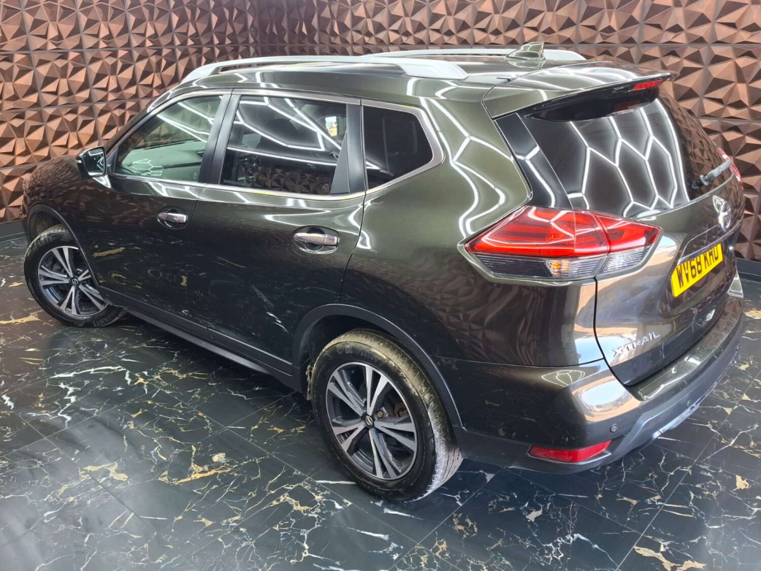 Used Nissan X-Trail 2018 for sale - 76921327: Photo 27