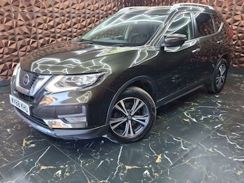 Used Nissan X-Trail 2018 for sale - 76921327: Photo