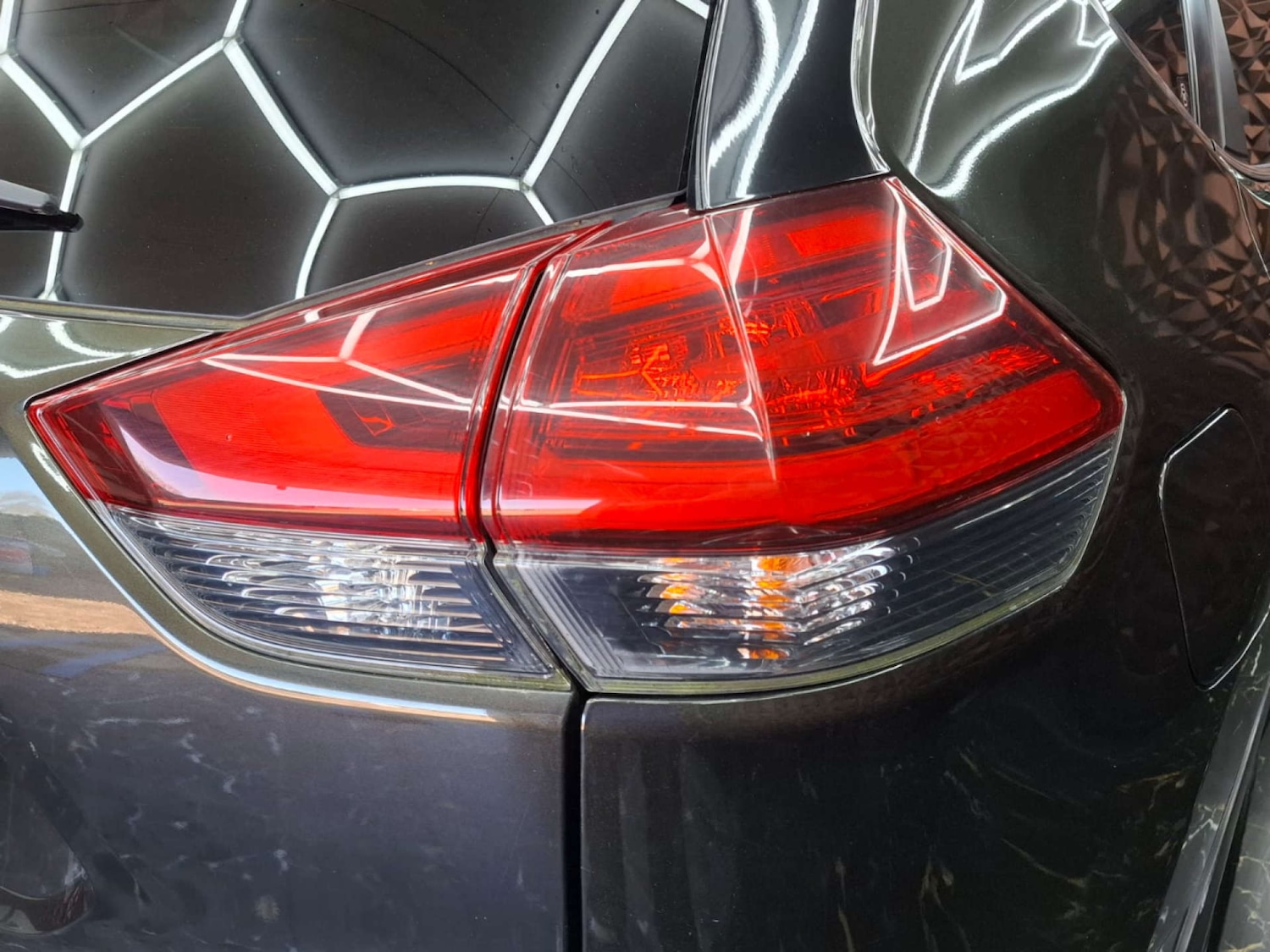 Used Nissan X-Trail 2018 for sale - 76921327: Photo 31