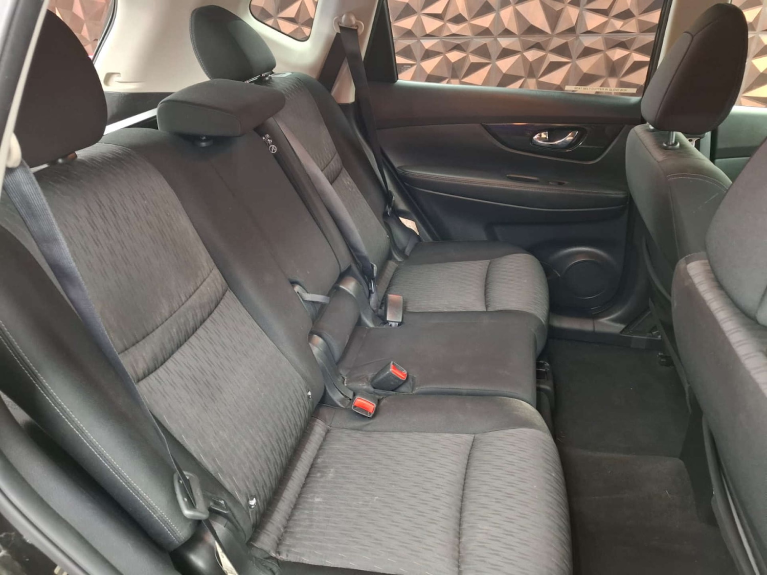 Used Nissan X-Trail 2018 for sale - 76921327: Photo 37