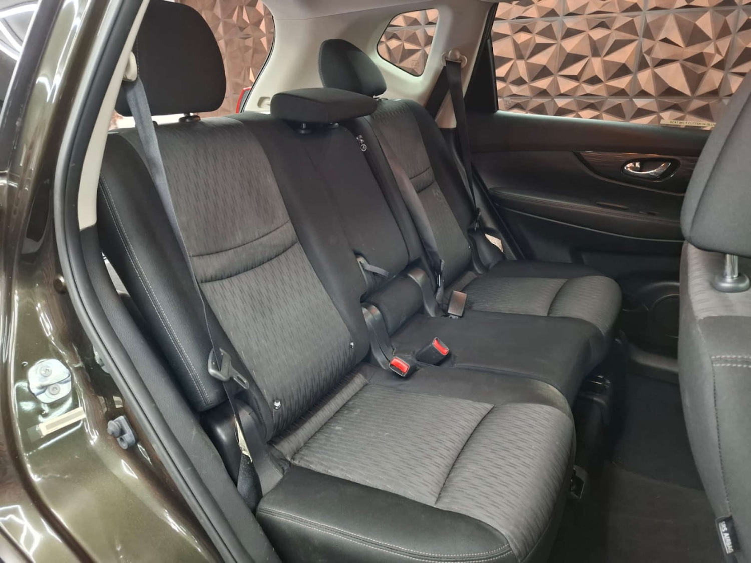 Used Nissan X-Trail 2018 for sale - 76921327: Photo 39