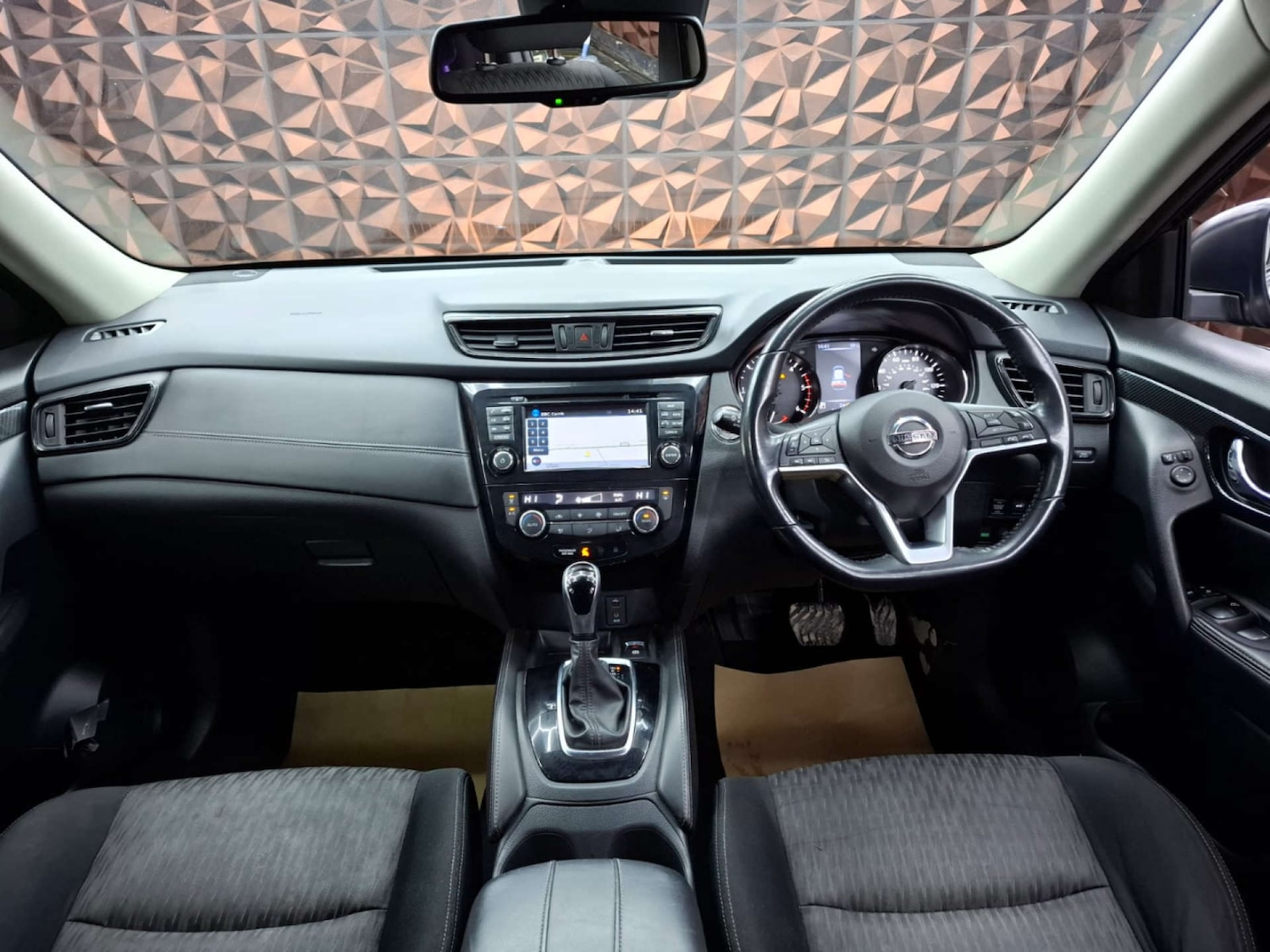 Used Nissan X-Trail 2018 for sale - 76921327: Photo 87