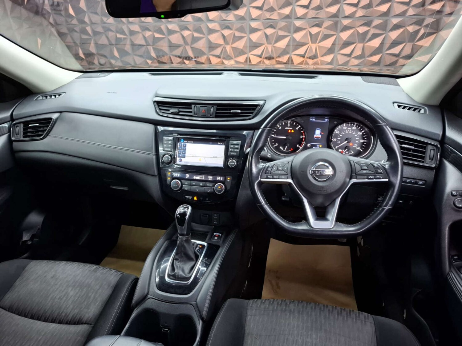 Used Nissan X-Trail 2018 for sale - 76921327: Photo 89