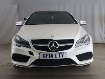 Used Mercedes-Benz E Class 2014 for sale - 78598565: Photo