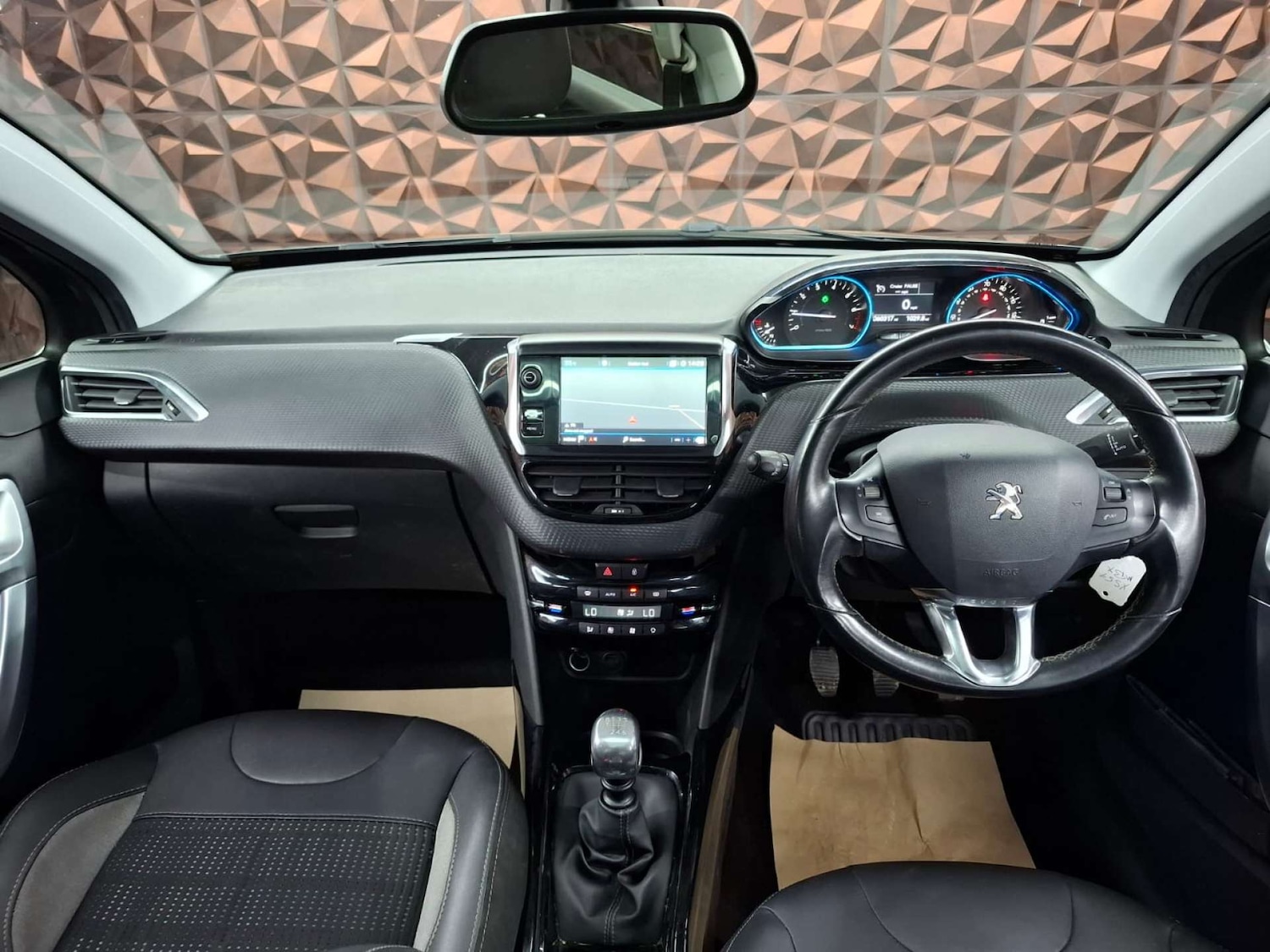 Used Peugeot 2008 2019 for sale - 76921422: Photo 15